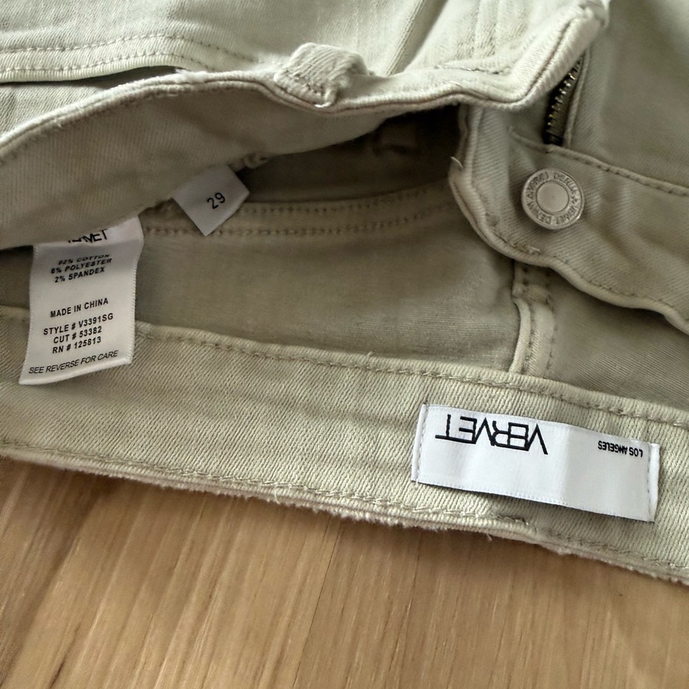 Elegant Wide Leg Cream/Cement Color Jeans - Picture 4 of 6